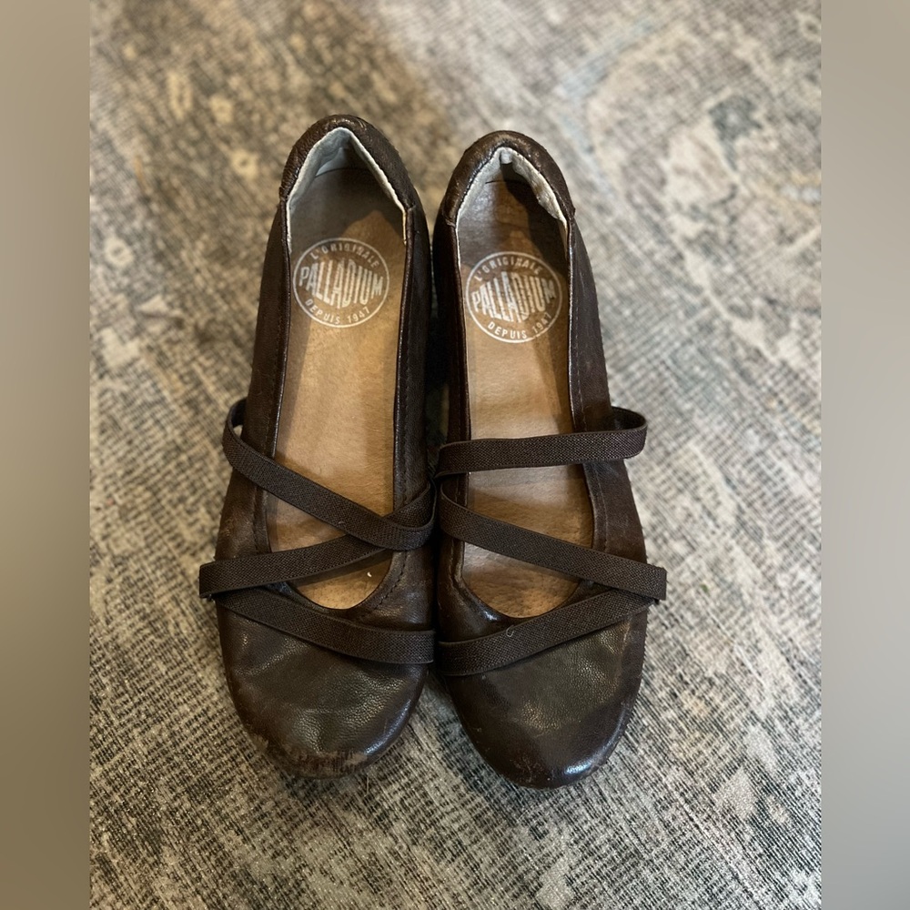 Women's Palladium Brown Leather Strappy Mary Jane Sz. 7